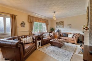 Lounge- click for photo gallery